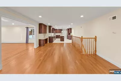 662 Summit Street, Englewood Cliffs, NJ 07632 - Photo 24