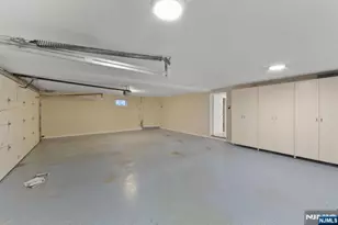 662 Summit St, Englewood Cliffs, NJ 07632 - Photo 46