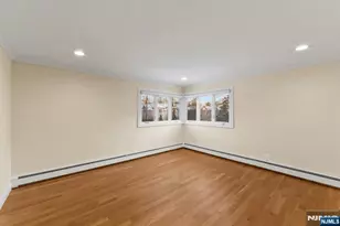 662 Summit St, Englewood Cliffs, NJ 07632 - Photo 36