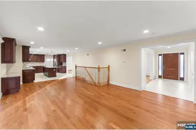 662 Summit Street, Englewood Cliffs, NJ 07632 - Photo 20