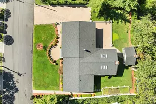 662 Summit St, Englewood Cliffs, NJ 07632 - Photo 2