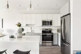 15 W Johnson Ave 206, Bergenfield, NJ 07621 - Photo 8