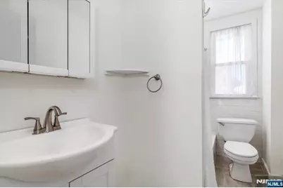 7 Edison Place, East Rutherford, NJ 07073 - Photo 22