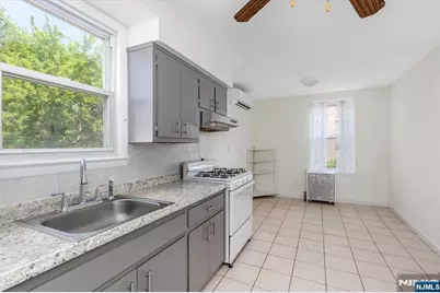 7 Edison Place, East Rutherford, NJ 07073 - Photo 18