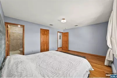 391 Taylor 2 #2, Hackensack, NJ 07601 - Photo 12