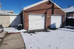 752 Ridge Rd, Lyndhurst Township, NJ 07071 - Photo 2