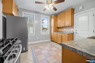 35 Dawson Ave 2, Clifton, NJ 07012 - Photo 4