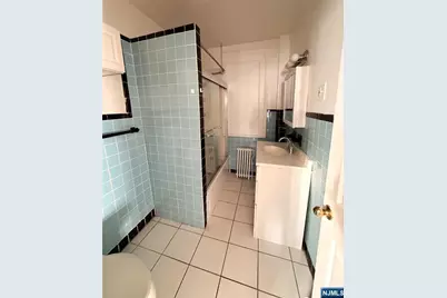 1011 Paterson Plank Road, North Bergen, NJ 07047 - Photo 10
