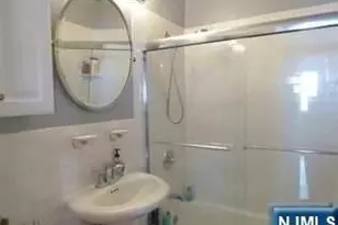 6040 Blvd E 25F, West New York, NJ 07093 - Photo 10