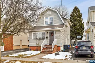 320 Watson Ave, Lyndhurst Township, NJ 07071 - Photo 1