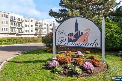 216 The Promenade, Edgewater, NJ 07020 - Photo 8