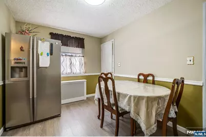 32-06 Rosalie Street, Fair Lawn, NJ 07410 - Photo 8