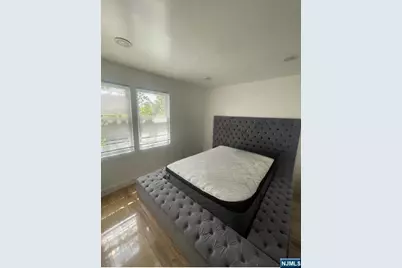 88 Fournier Crescent, Elmwood Park, NJ 07407 - Photo 2