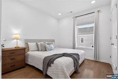 165 Roosevelt Drive, Wood Ridge, NJ 07075 - Photo 36