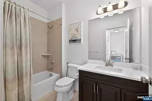 165 Roosevelt Dr, Wood Ridge, NJ 07075 - Photo 42