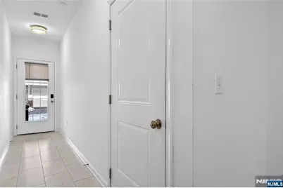 165 Roosevelt Drive, Wood Ridge, NJ 07075 - Photo 4