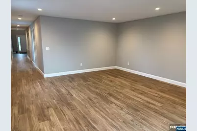 100 Charlton, Lodi, NJ 07644 - Photo 8