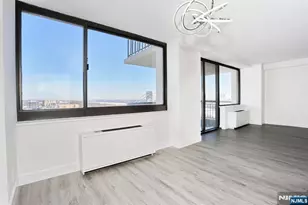 200 Old Palisade Road 19J, Fort Lee, NJ 07024 - Photo 12