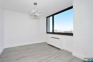 200 Old Palisade Road 19J, Fort Lee, NJ 07024 - Photo 10