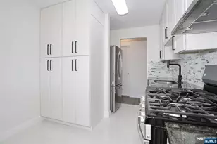 200 Old Palisade Road 19J, Fort Lee, NJ 07024 - Photo 20