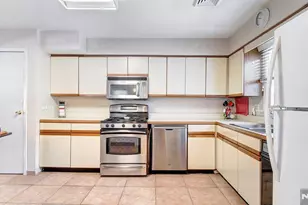 25 Woodland Ave, West Orange Township, NJ 07052 - Photo 8