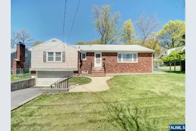 25 Woodland Avenue, West Orange Township, NJ 07052 - Photo 1