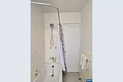363-377 Mount Prospect 1B #1B, Newark, NJ 07104 - Photo 26