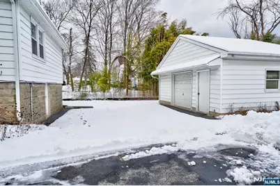 2 Lambert Street, Pompton Lakes, NJ 07442 - Photo 4