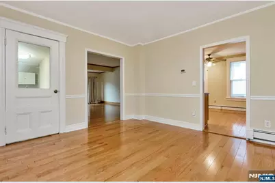 32 Washburn Place 1 #1, Caldwell, NJ 07006 - Photo 6