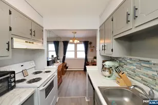 100 Pierson Miller E4, Pompton Lakes, NJ 07442 - Photo 6