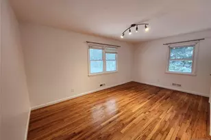 22 Tenakill St, Closter, NJ 07624 - Photo 8