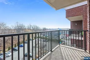 17 Meadow Road 407, Rutherford, NJ 07070 - Photo 6