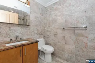 17 Meadow Road 407, Rutherford, NJ 07070 - Photo 12