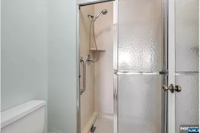 770 Anderson Avenue 4K #4K, Cliffside Park, NJ 07010 - Photo 30