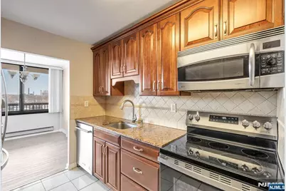 770 Anderson Avenue 4K #4K, Cliffside Park, NJ 07010 - Photo 24