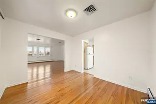 410 Mayer Ct, Ridgefield, NJ 07657 - Photo 6