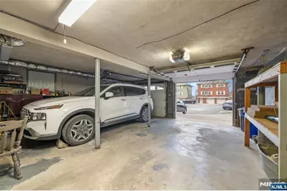 410 Mayer Court, Ridgefield, NJ 07657 - Photo 20