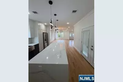 459 Washington Avenue, Rutherford, NJ 07070 - Photo 8