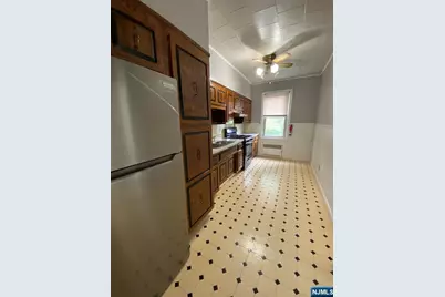 231 Hillside Avenue, Leonia, NJ 07605 - Photo 6