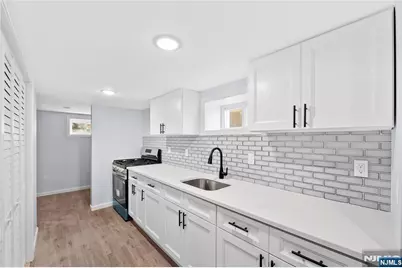 42 Livingston Avenue, Lyndhurst Township, NJ 07071 - Photo 24