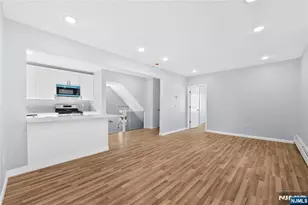 42 Livingston Ave, Lyndhurst Township, NJ 07071 - Photo 12