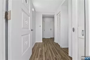 42 Livingston Ave, Lyndhurst Township, NJ 07071 - Photo 6