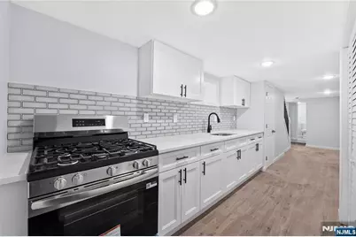 42 Livingston Avenue, Lyndhurst Township, NJ 07071 - Photo 26