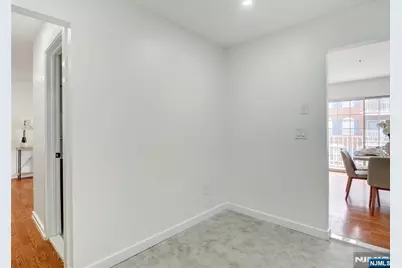 42 Krueger Court 1305 #1305, Newark, NJ 07103 - Photo 12