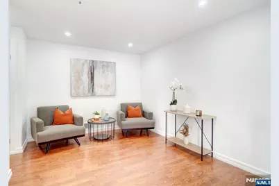 42 Krueger Court 1305 #1305, Newark, NJ 07103 - Photo 4