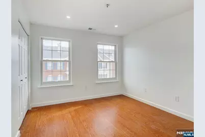 42 Krueger Court 1305 #1305, Newark, NJ 07103 - Photo 16