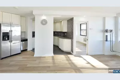7002 Boulevard East 21B #21B, Guttenberg, NJ 07093 - Photo 2