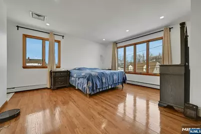 34 Locust Street, Elmwood Park, NJ 07407 - Photo 18