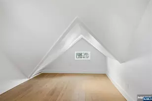 75 Highwood Ave, Tenafly, NJ 07670 - Photo 38