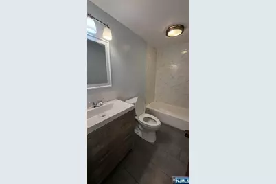 47 Hackensack Avenue, Ridgefield Park, NJ 07660 - Photo 14